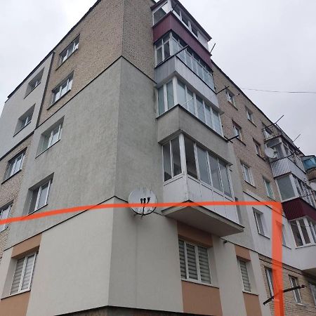 Подобова Оренда Двокімнатної Квартири Старичі 外观 照片